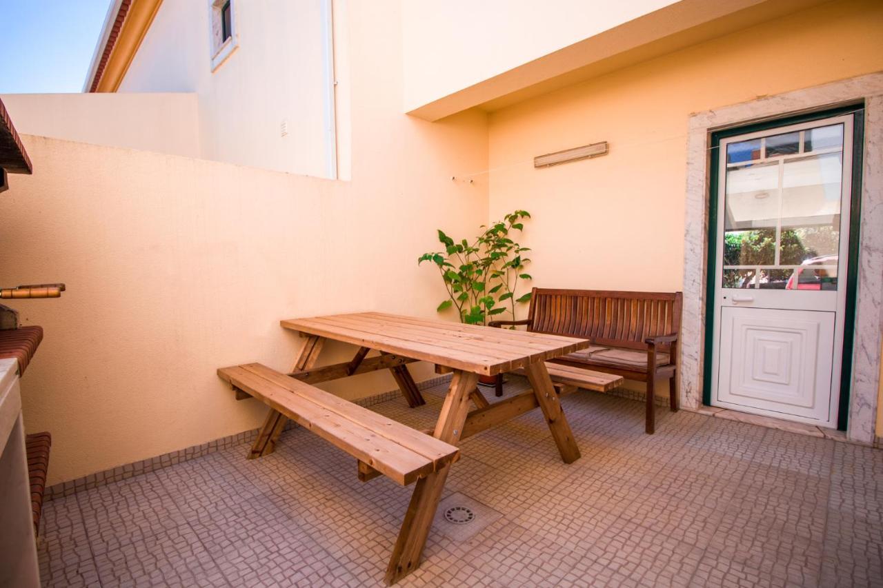 Villa 6Pax Baby Friendly Near Dino Park&Beaches Sao Bartolomeu dos Galegos e Moledo Exterior photo
